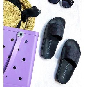 New! Coach Sandals